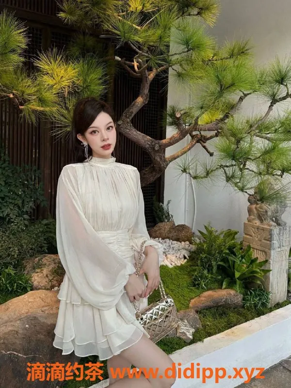 广州楼凤-广州荔湾娇娇老师，600元起服务