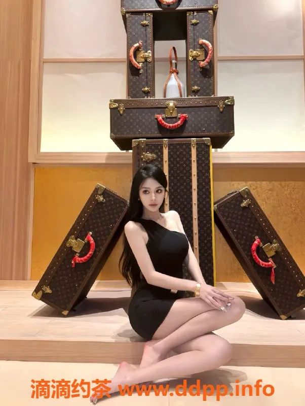 广州楼凤-天河琪贝贝，18P御姐大胸，舌吻服务