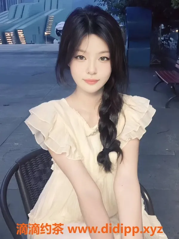 广州楼凤-越秀宣宣：嫩妹大胸6P鸳鸯浴体验