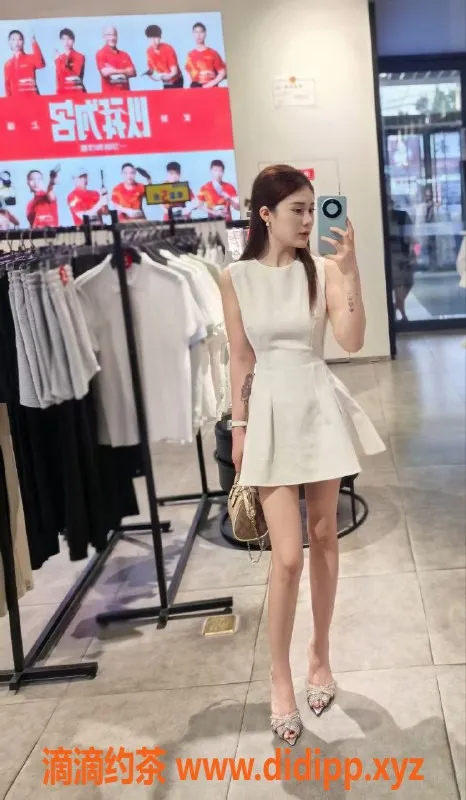 杭州楼凤-温柔体贴的小橘猫，身高158，21岁，包夜4800