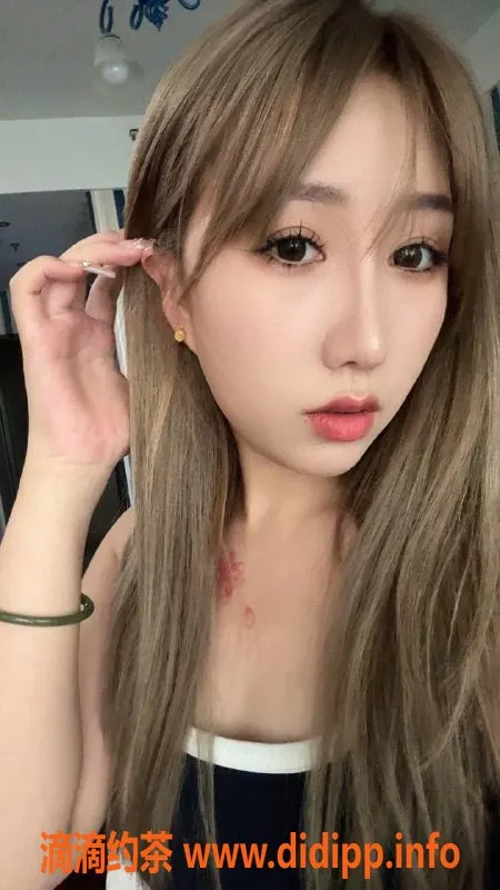 成都楼凤资源信息,高新区御姐车糖糖，颜值与服务兼备