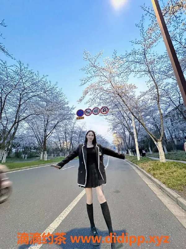 广州楼凤资源信息,佛山金沙洲小鱼儿，700元起，停车方便