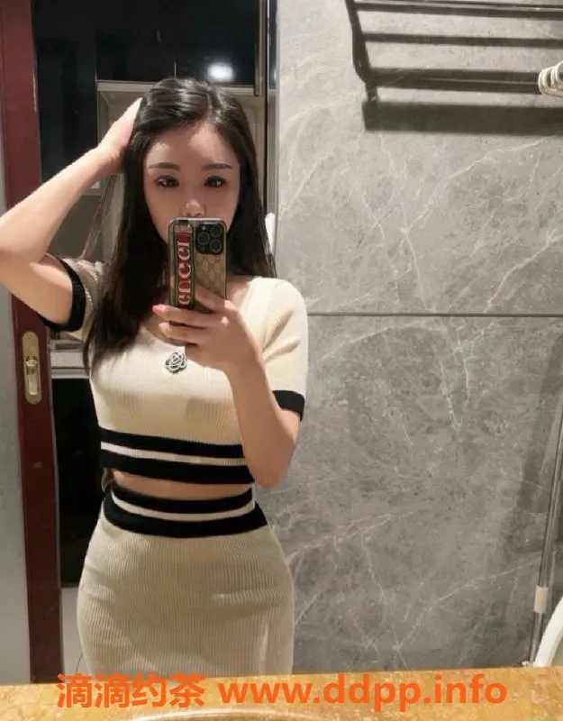 广州楼凤资源信息,天河小雪，6P大胸服务，超棒体验等你来