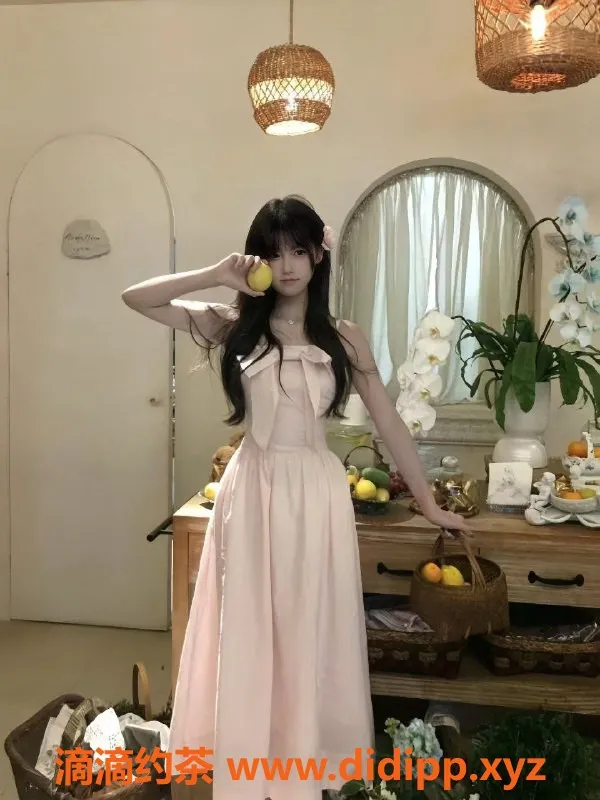 上海楼凤资源信息,闵行小兔牙牙，体验1500p绝佳服务