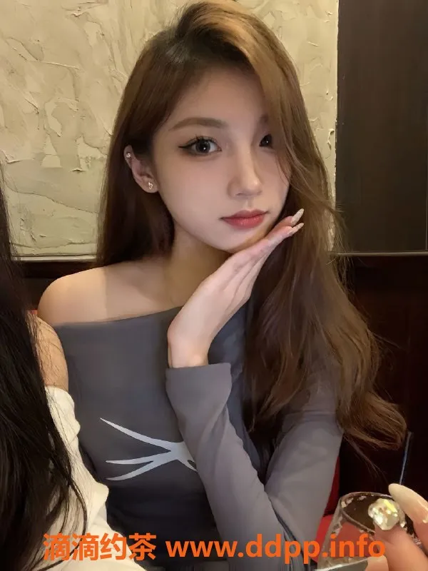 广州楼凤-天河御姐伊可欣，7P鸳鸯浴超值体验