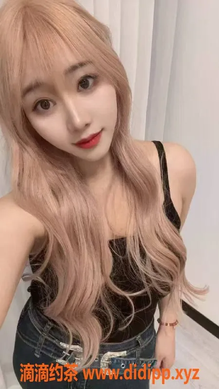 长沙楼凤-芙蓉区银贝儿，164cm 34B双飞服务 700p起