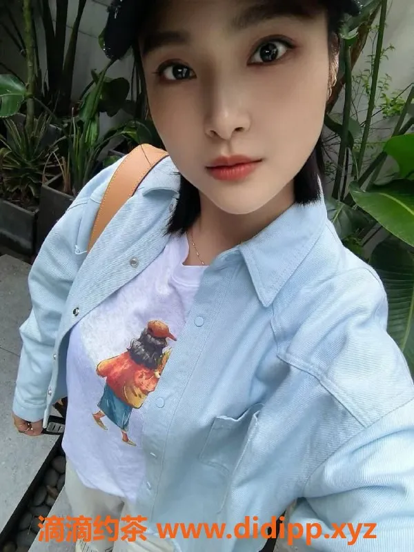 成都楼凤-成华区少妇车冰冰，6p服务一流