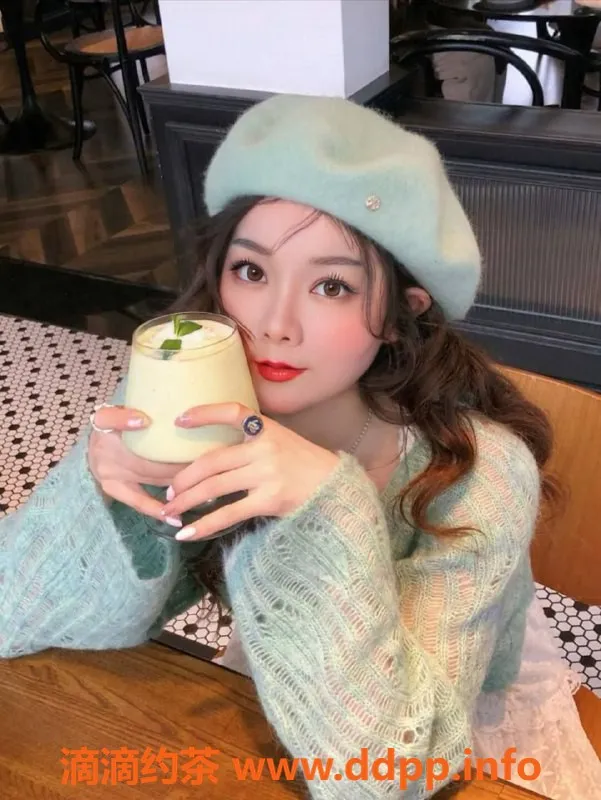 成都楼凤资源信息,高新区少妇酱紫，身材壯實，服务好