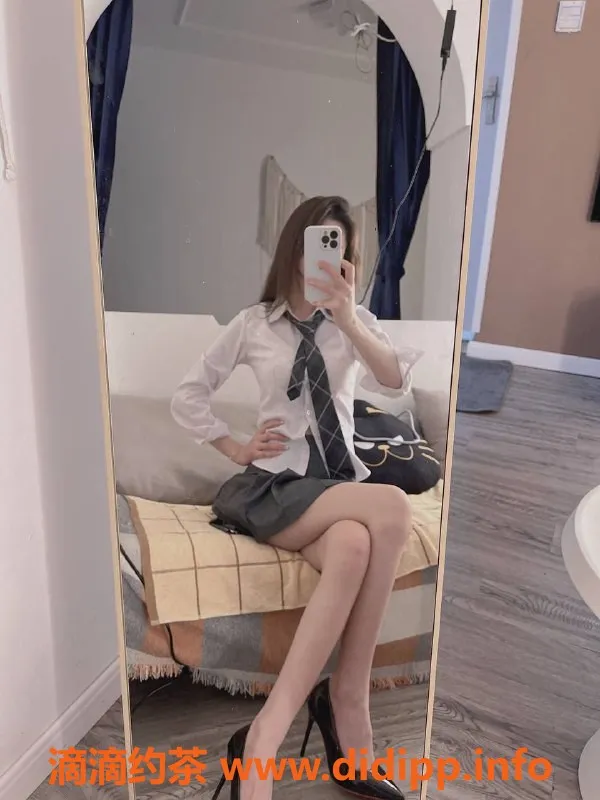 成都楼凤-锦江区爱丽丝，颜值高，服务好，8p起