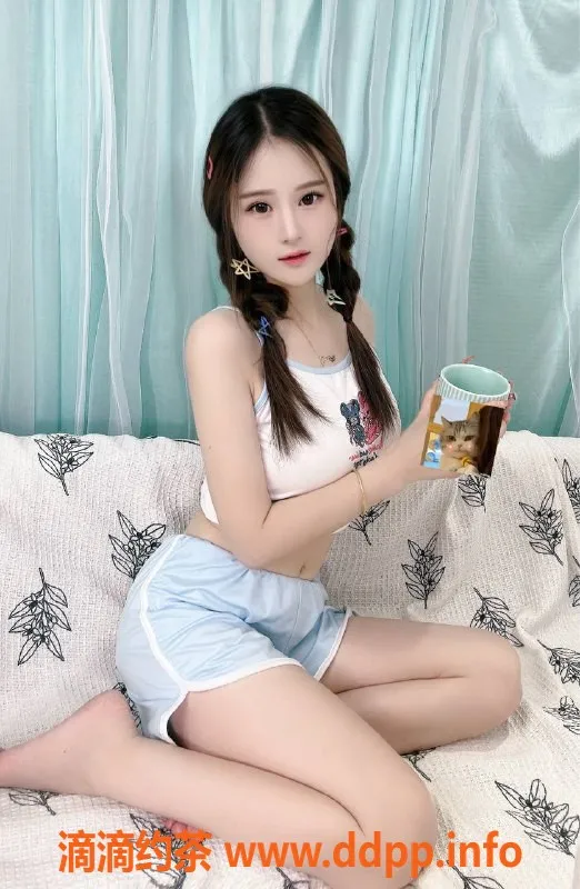 广州楼凤资源信息,佛山优优，800起蛇吻服务，绝对值得体验！