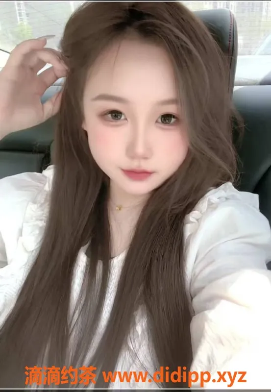 杭州楼凤-余杭青青，700元嫩妹服务，舌吻69互舔