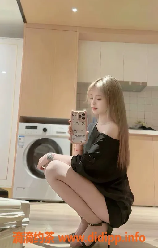 杭州楼凤-上城嫩妹香香，900元起，工兵福利等你来体验！