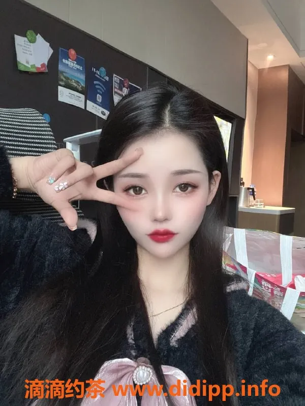 东莞楼凤资源信息,塘厦七七，22岁身高164，畅享多种服务