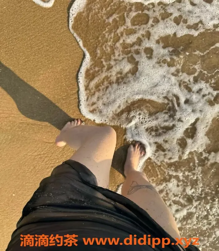 成都楼凤-成都欣饭饭，17岁小排骨精，服务全，超高颜值！