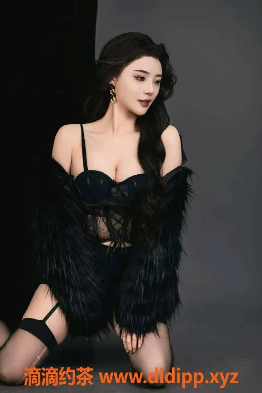 广州楼凤-白云私密情趣会所，超热辣女友服务体验