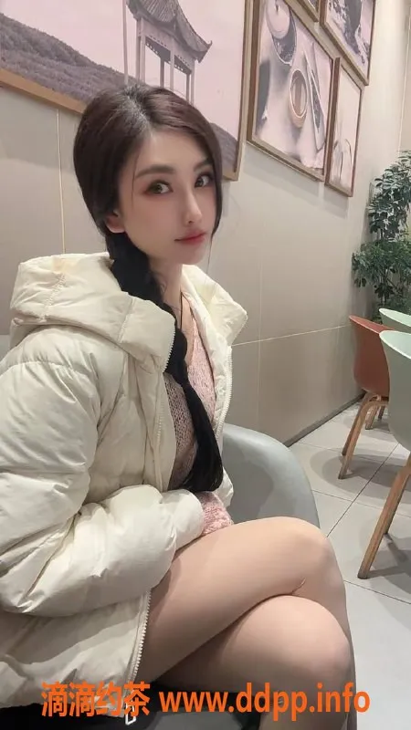 广州楼凤-白云私密情趣会所，超热辣女友服务体验