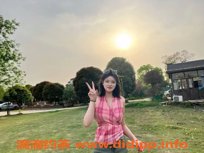 武汉楼凤-洪山区魅力妹子覃皮皮，600元起服务