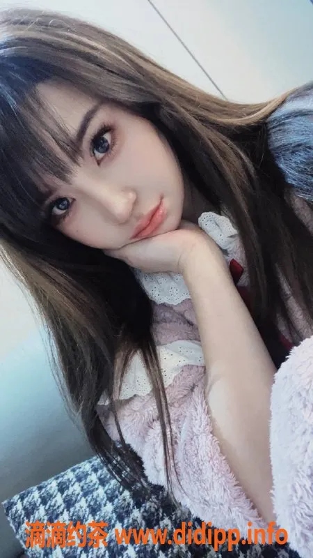 广州楼凤-广州天河莎莎老师，900起蛇吻服务