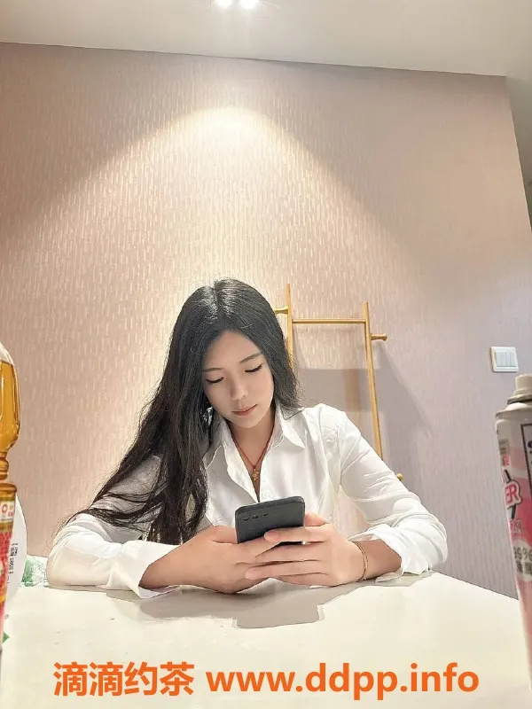 成都楼凤-锦江区23岁嫩妹浅陌，服务态度超好