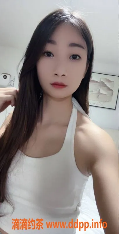 广州楼凤-天河甜妹，600元/次，超美颜服务等你来体验！