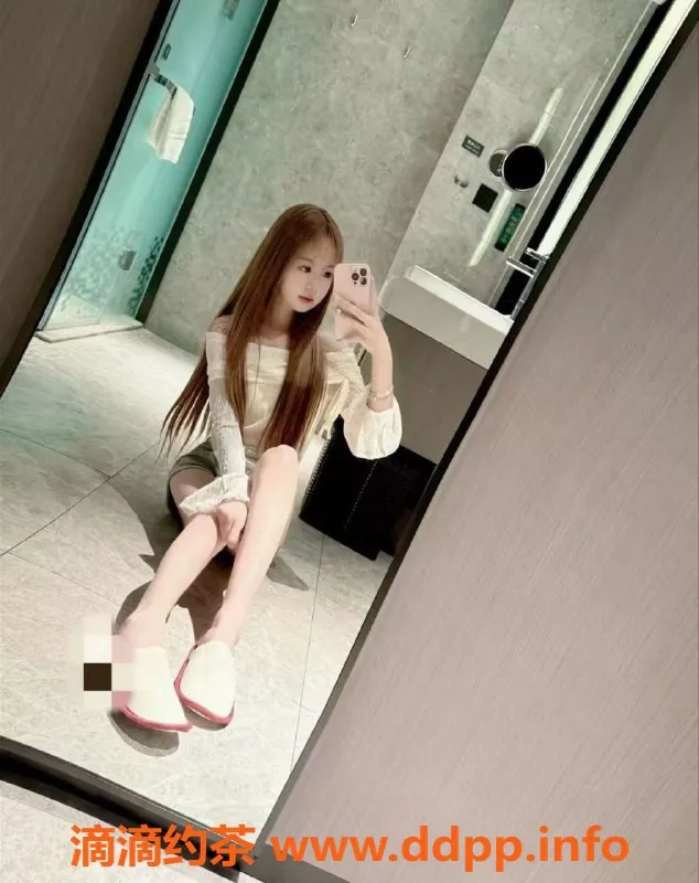 杭州上门服务-上城区新秀慧慧，165cm、52kg，服务热情周到