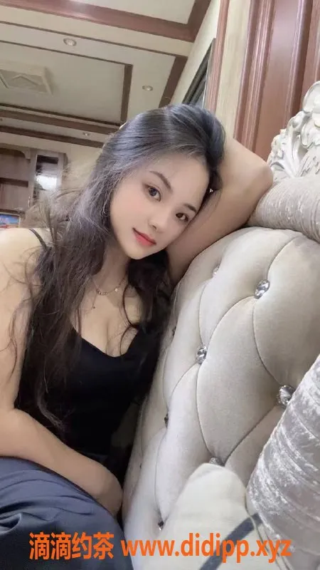 北京楼凤-朝阳芳芳，23岁165cm，1000/P超值服务