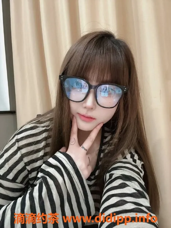 成都楼凤资源信息,成都成华区嫩妹月亮，身心放松，性价比高