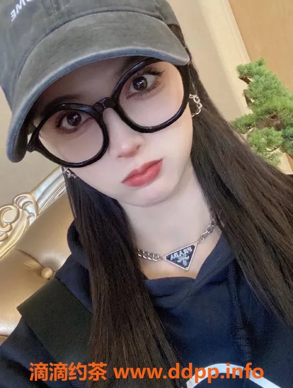 广州楼凤资源信息,天河一字马萝莉 - 课费800，1600pp