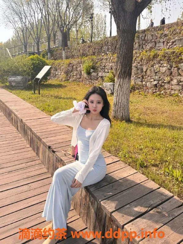 广州楼凤-天河小樱桃，1400元/小时，服务周到