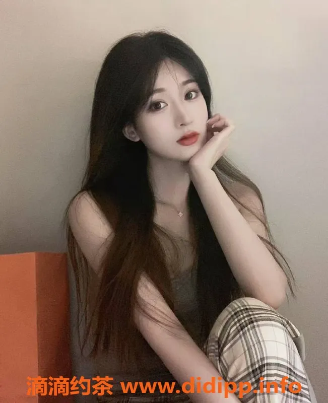 成都楼凤-武侯区晓月，颜值身材俱佳，服务超赞！