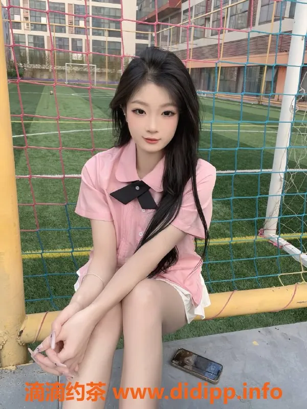 深圳楼凤-龙华兼职在校生嘉欣，身高167，服务优质