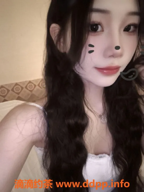 成都楼凤-锦江区涵依酱，11PP约会服务，颜值与温柔兼具
