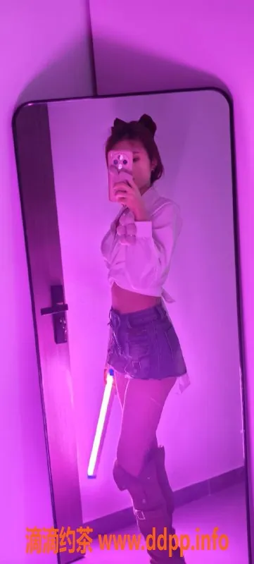 成都楼凤-锦江区涵依酱，11PP约会服务，颜值与温柔兼具