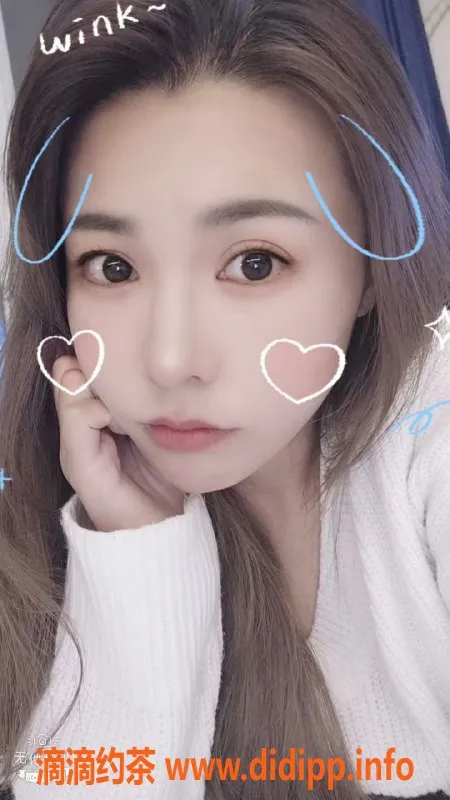 成都楼凤-华尔兹广场风儿，身材火辣D罩杯，价位亲民