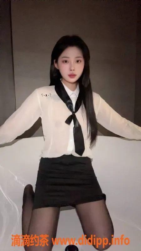 广州楼凤-佛山林依依，800元起，蛇吻特别服务