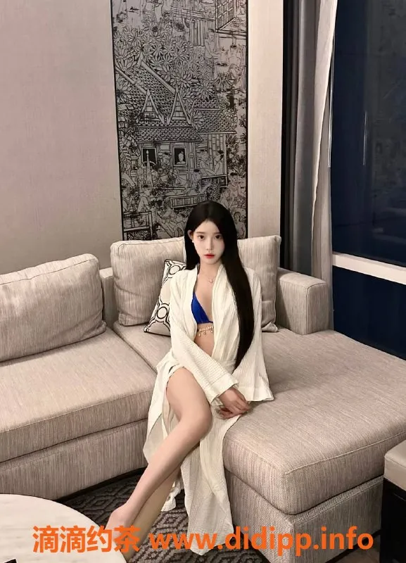 深圳楼凤资源信息,龙华奶油老师，超值陪浴与制服诱惑服务