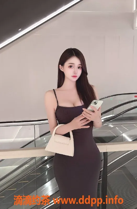 厦门楼凤-思明区佳瑶大眼萌妹，170cm白皙丝袜诱惑