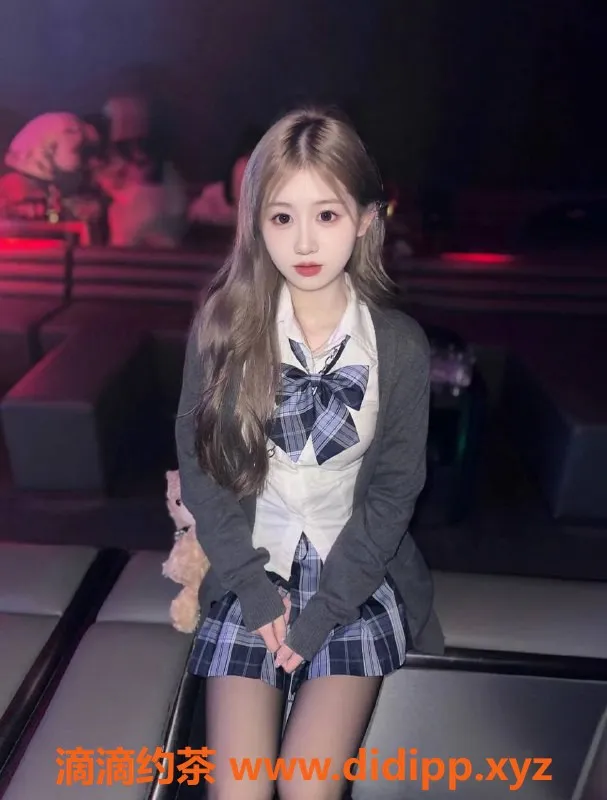 南京楼凤-南京雨花台区小饱，164高96身材，热情服务