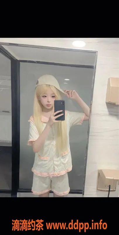 成都楼凤-成都高个妹凡凡，身高170，服务优质，价格合理