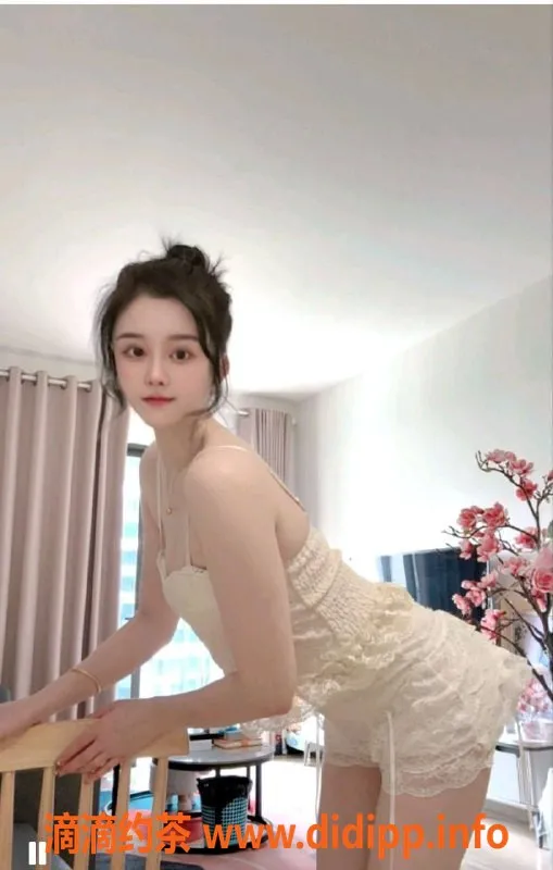 上海楼凤-徐汇白雪23岁，172身高，49kg专业服务