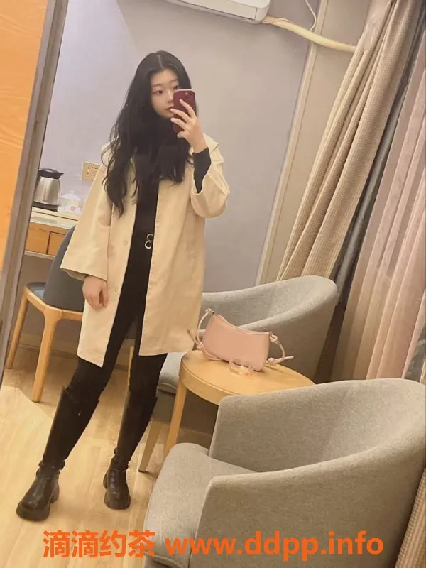 杭州楼凤-上城区21岁柔柔，168cm C罩杯，专业服务