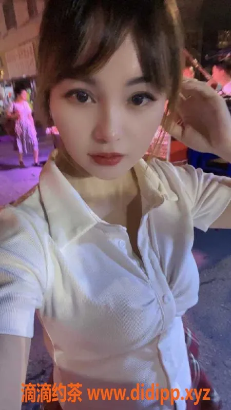 广州楼凤资源信息,黄埔大奶新人琬瑜，22岁34D服务超值