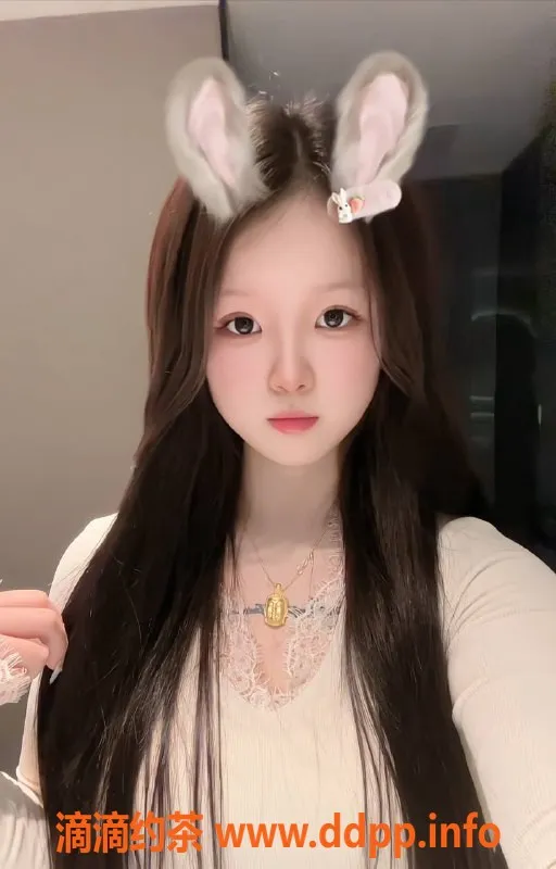 广州楼凤-黄埔嫩妹可琪，舌吻鸳鸯浴超诱人