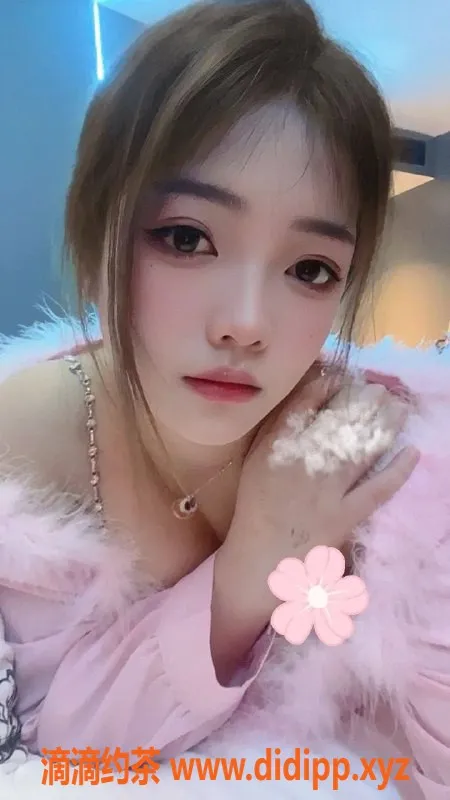 长沙楼凤资源信息,长沙雨花区猫猫，21岁，160身高，体验600元起