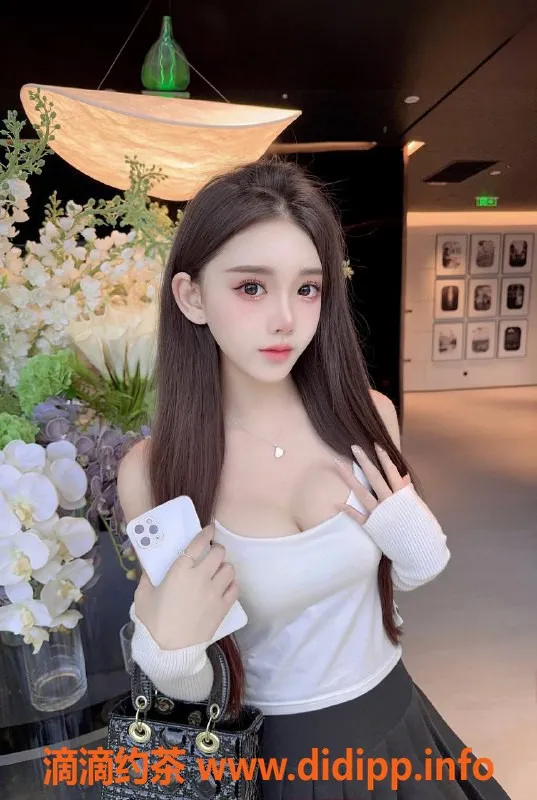 厦门楼凤-厦门思明区悦涵，172cm小蛮腰，600元起！