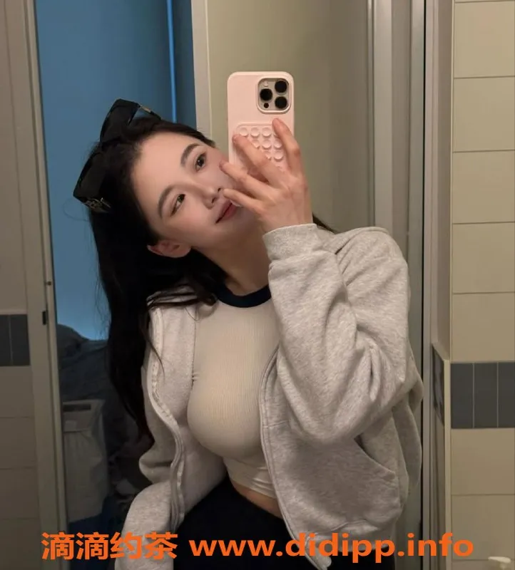 杭州上门服务资源信息,新加坡E杯美女，25岁身高162cm，预约即享激情服务