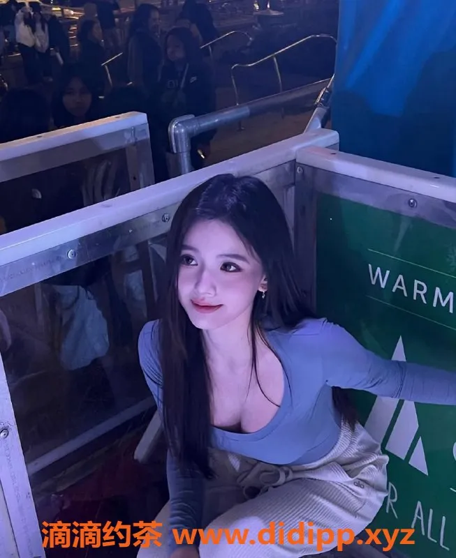 杭州上门服务-新加坡E杯美女，25岁身高162cm，预约即享激情服务