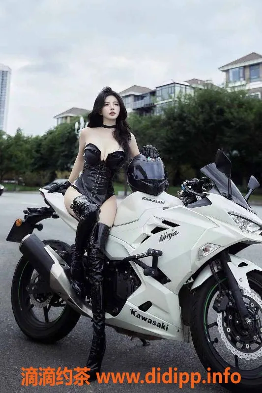 苏州楼凤-#小薇 经验丰富，服务热情，工业园区亲密体验