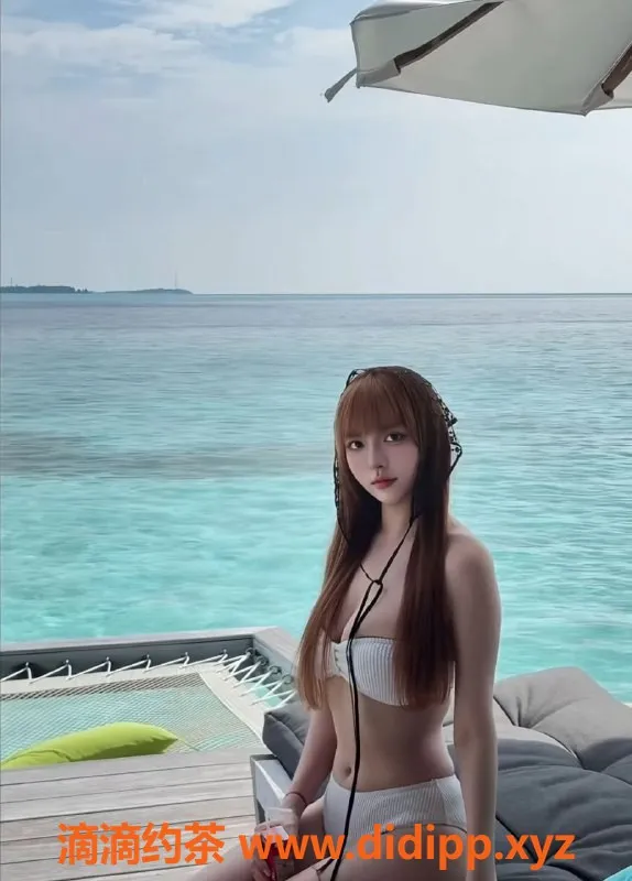 杭州上门服务-滨江23岁E杯美女，热情主动，口射加服务