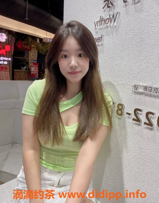 广州楼凤-广州黄埔熙熙老师，服务项目丰富，600元起